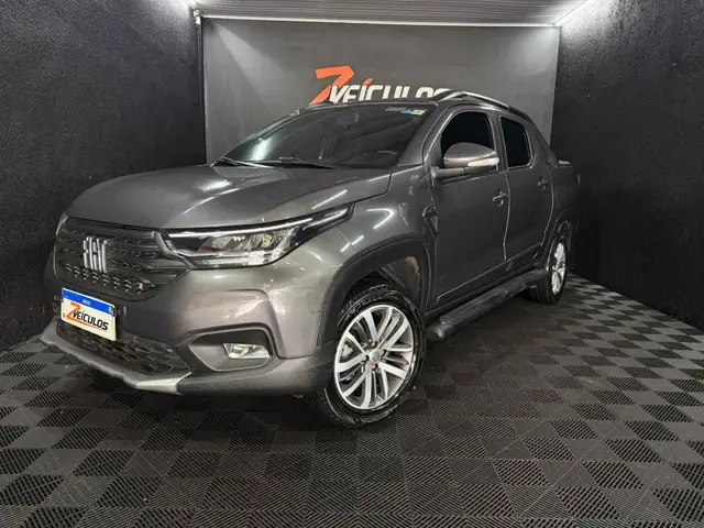 Carro Fiat Strada 2023 Volcano 1.3 CD AT (Flex)