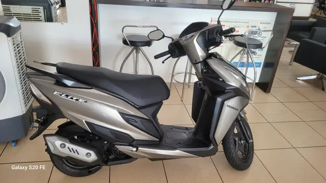Moto Honda Elite 125 2026 CBS