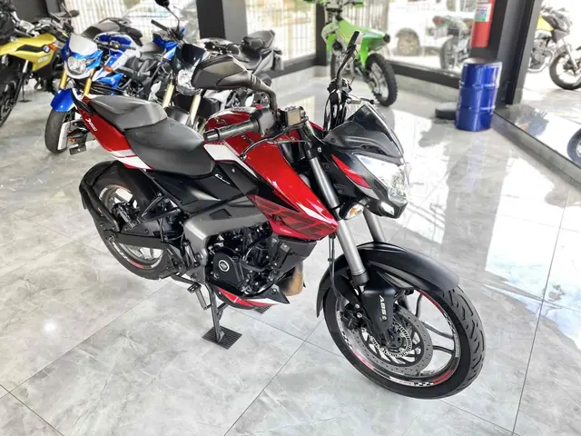 Moto Bajaj Dominar 200 2025 DOMINAR 200