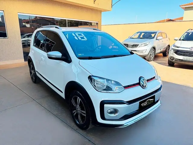 Carro Volkswagen Up! 2018 1.0 12v TSI E-Flex Cross