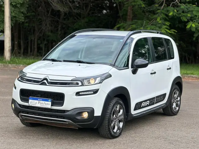 Carro Citroën Aircross 2016 Feel 1.6 16V (Flex)