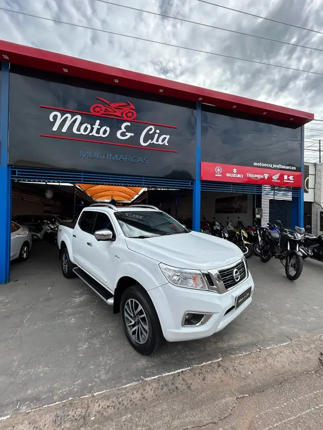Carro Nissan Frontier 2021 2.3 TD CD LE 4x4 (Aut)