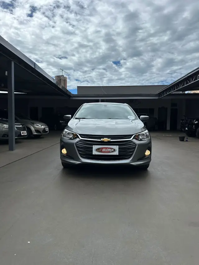 Carro Chevrolet Onix Plus 2025 LT 1.0
