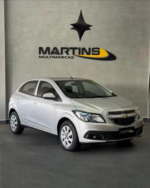Carro Chevrolet Onix 2015 1.4 LT SPE/4