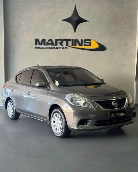 Carro Nissan Versa 2014 1.6 16V SV (Flex)