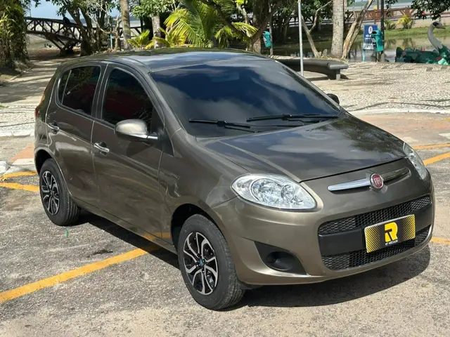 Carro Fiat Palio 2013 Attractive 1.0 Evo (Flex)