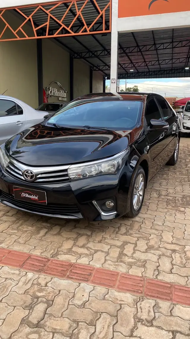 Carro Toyota Corolla 2016 1.8 GLi (Aut.)