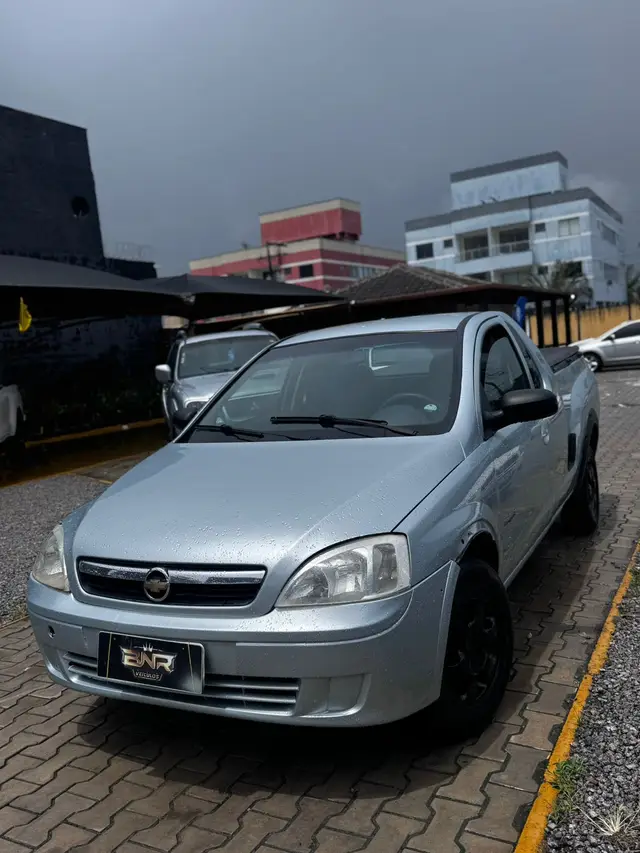 Carro Chevrolet Montana 2009 Conquest 1.4 (Flex)