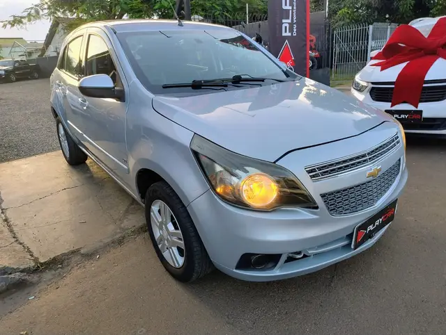 Carro Chevrolet Agile 2011 LTZ 1.4 8V (Flex)