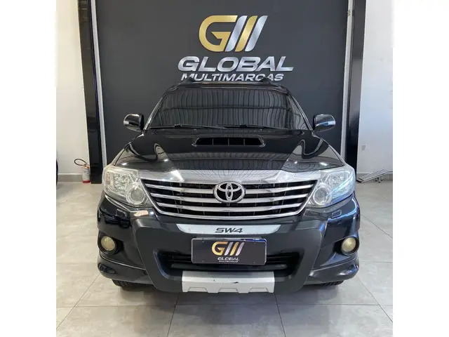 Carro Toyota Hilux SW4 2014 3.0 TDI 4x4 SRV 7L