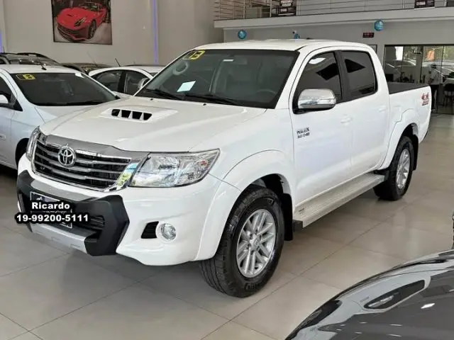 Carro Toyota Hilux Cabine Dupla 2013 Hilux 3.0 TDI 4x4 CD SRV