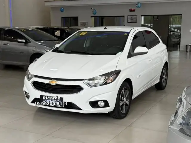 Carro Chevrolet Onix 2018 1.4 LTZ SPE/4