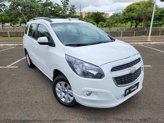 Carro Chevrolet Spin 2016 LTZ 1.8 (Flex)