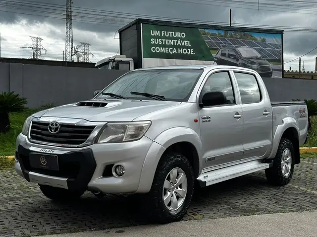 Carro Toyota Hilux Cabine Dupla 2014 Hilux 3.0 TDI 4x4 CD SR (Aut)