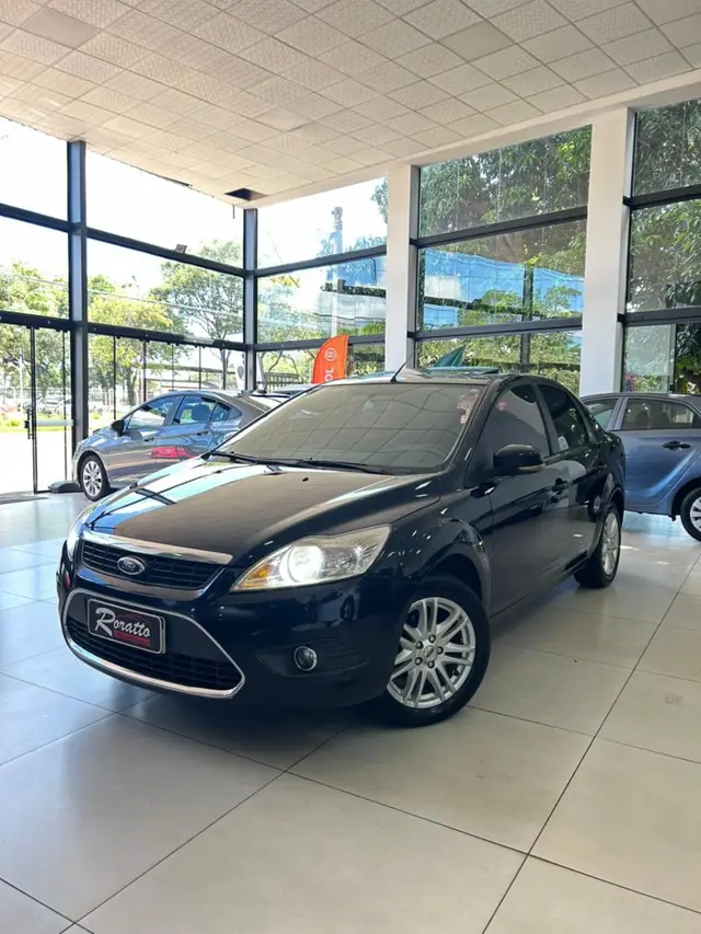 Carro Ford Focus Sedan 2010 Ghia 2.0 16V (Flex) (Aut)