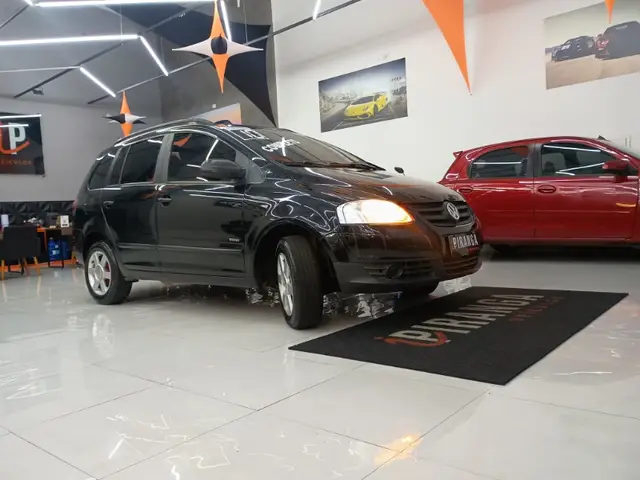 Carro Volkswagen SpaceFox 2010 Plus 1.6 8V (Flex)