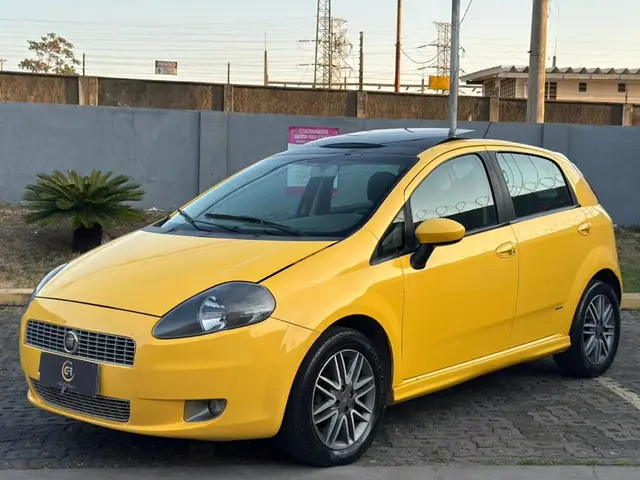 Carro Fiat Punto 2011 Sporting 1.8 16V Dualogic (Flex)