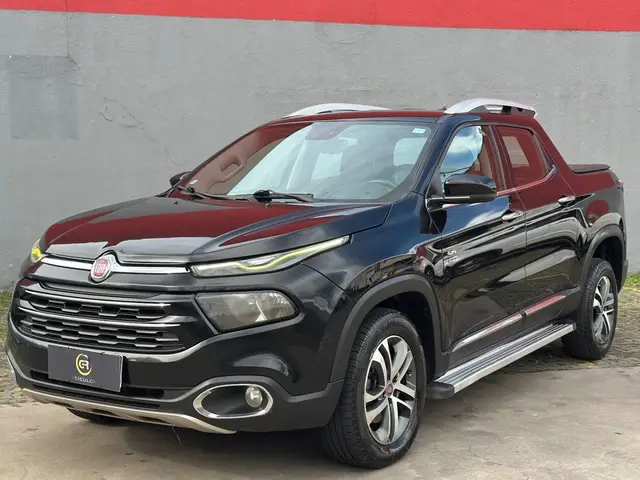 Carro Fiat Toro 2017 Volcano 2.0 diesel AT9 4x4
