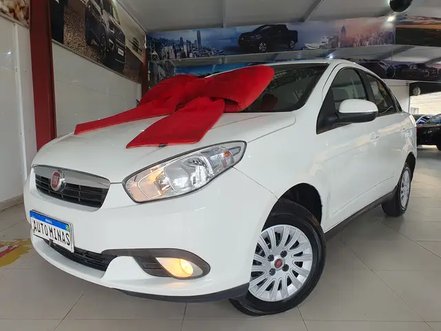 Carro Fiat Grand Siena 2014 Evo Attractive 1.4 8V (Flex)