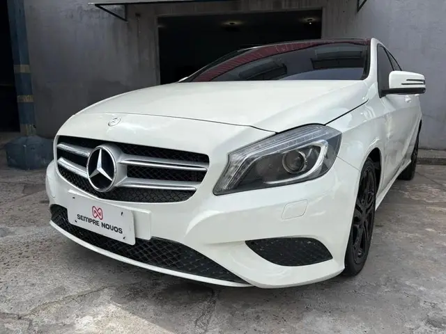 Carro Mercedes-Benz Classe A  2014 200 Style 1.6 DCT Turbo