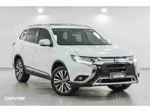 Carro Mitsubishi Outlander 2019 2.0 HPE 7L CVT