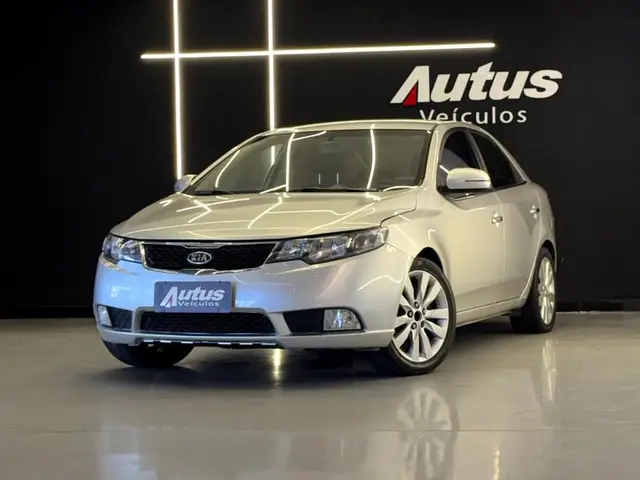 Carro Kia Cerato 2012 1.6 16V (Aut)