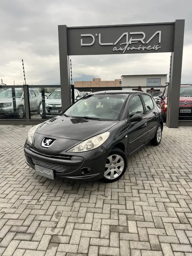 Carro Peugeot 207 2013 Hatch XR Sport 1.4 8V (flex)