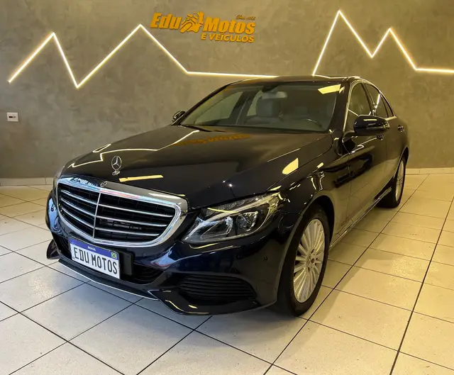 Carro Mercedes-Benz Classe C 2018 C 180 Exclusive FlexFuel