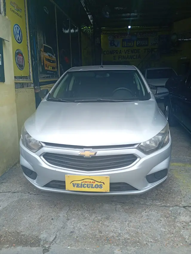 Carro Chevrolet Onix 2020 1.0 Joy SPE/4