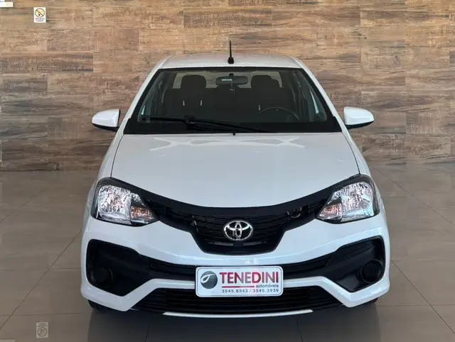 Carro Toyota Etios Sedan 2020 X 1.5 (Flex)