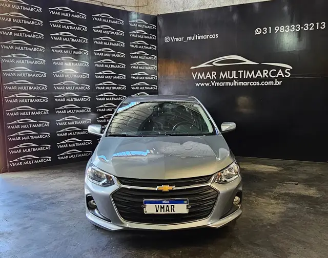 Carro Chevrolet Onix Plus 2024 LT 1.0
