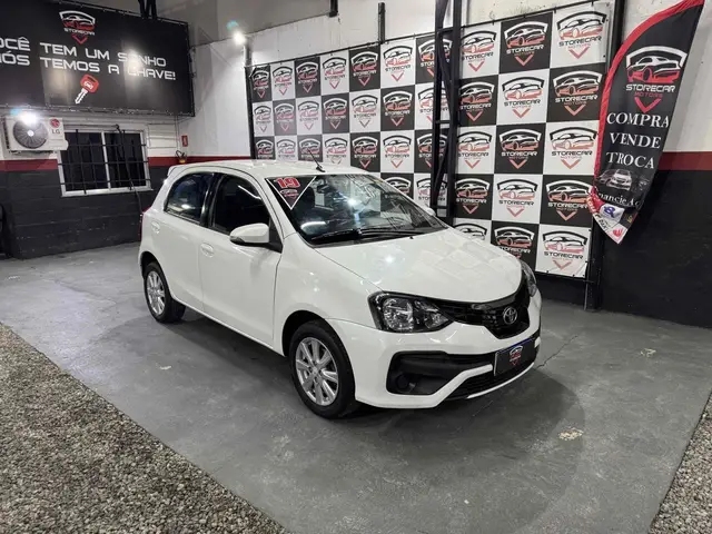 Carro Toyota Etios Sedan 2019 X 1.5 (Flex)