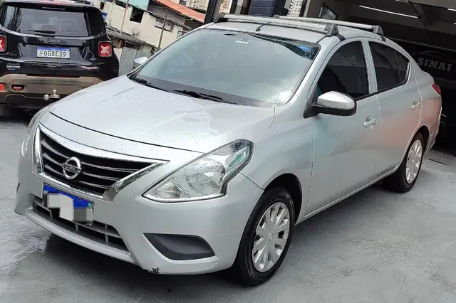 Carro Nissan Versa 2019 1.0 12V (Flex)