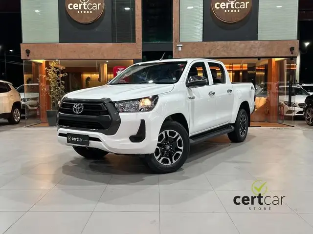 Carro Toyota Hilux Cabine Dupla 2024 STD Power Pack 4x4 2.8 Diesel