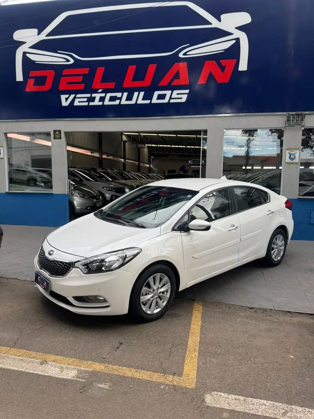 Carro Kia Cerato 2015 SX 1.6 (Aut) (Flex)