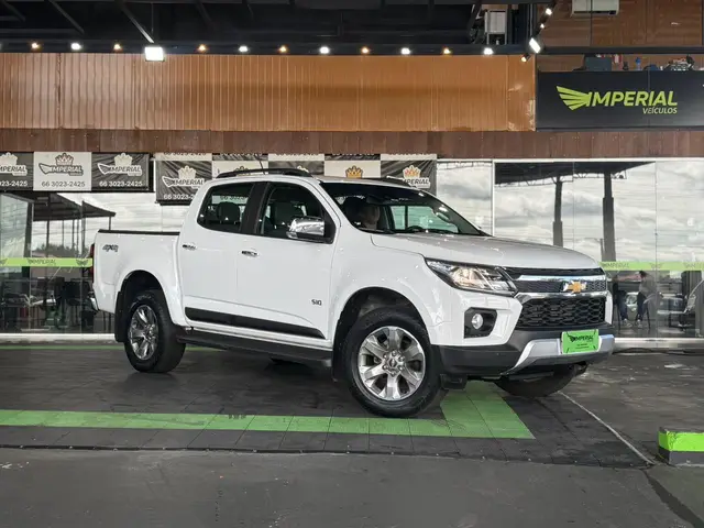 Carro Chevrolet S10 Cabine Dupla 2023 LTZ 2.8 Turbodiesel (Aut.)