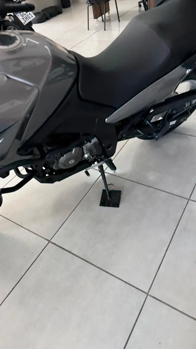 Moto Suzuki DL 650 2012 DL 650 V-Strom
