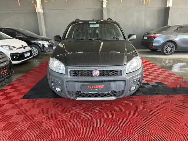 Carro Fiat Strada 2015 Working 1.4 (Flex) (Cabine Dupla)