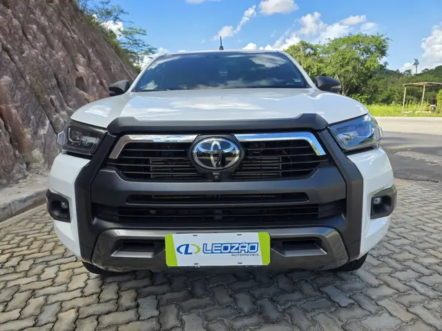 Carro Toyota Hilux Cabine Simples 2024 4x4 2.8 Diesel