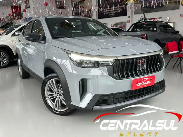 Carro Fiat Fastback 2026 Turbo 200