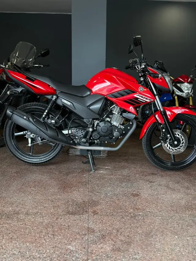Moto Yamaha YS 150 Fazer 2025 UBS