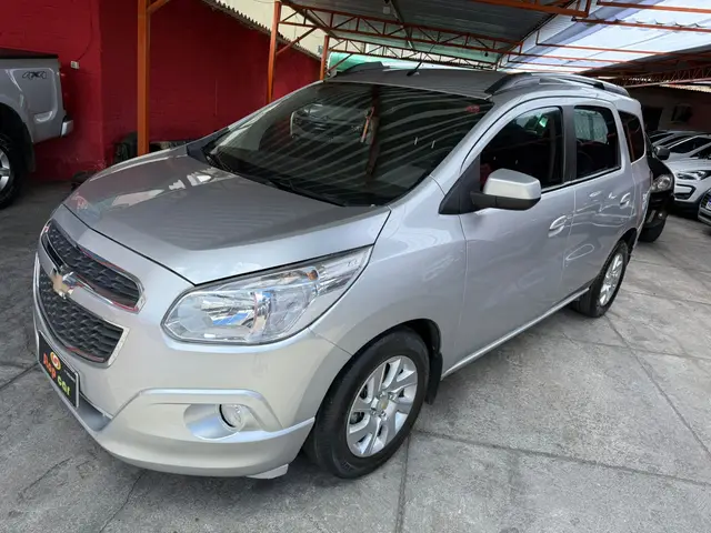 Carro Chevrolet Spin 2017 LTZ 7S 1.8 (Flex) (Aut)