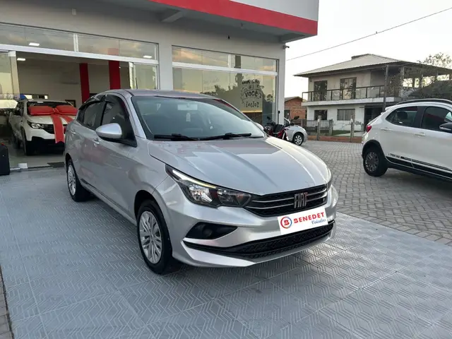 Carro Fiat Cronos 2023 Drive 1.3 (Flex) MT