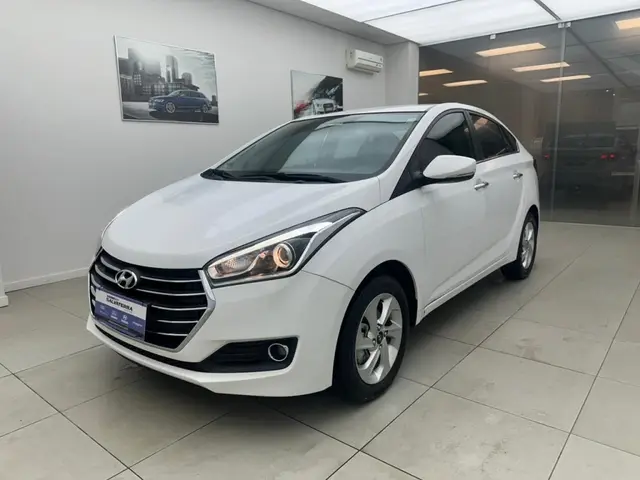 Carro Hyundai HB20S 2018 1.6 Comfort Plus (Flex)