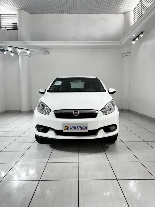 Carro Fiat Grand Siena 2016 Essence 1.6 16V (Flex)