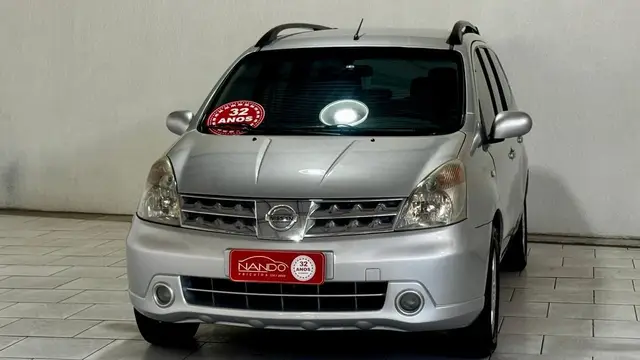 Carro Nissan Grand Livina 2012 SL 1.8 16V (flex) (aut)