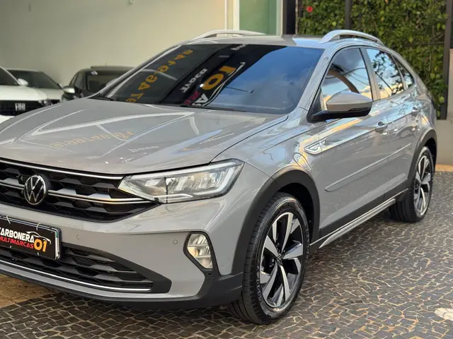 Carro Volkswagen Nivus 2024 Highline 200 TSI