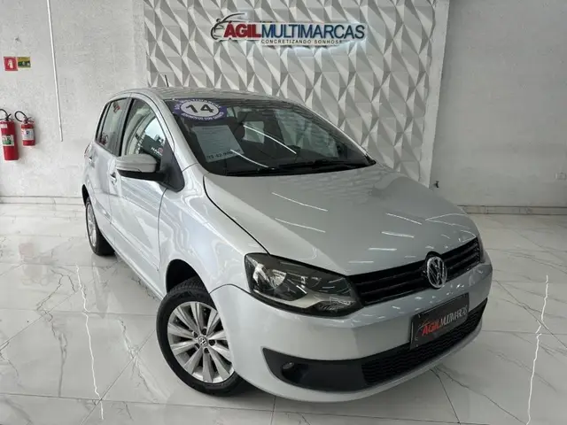 Carro Volkswagen Fox 2014 1.6 VHT (Flex)