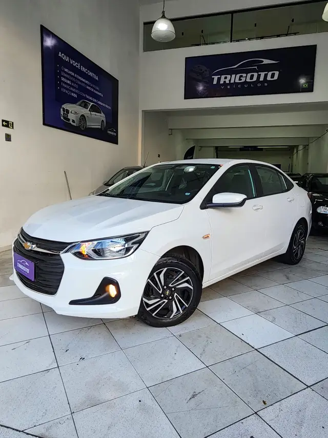 Carro Chevrolet Onix Plus 2025 LT 1.0