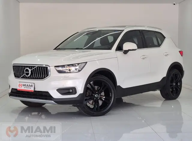 Carro Volvo XC40 2021 T-4 INSCRIPTION 2.0 190cv FWD